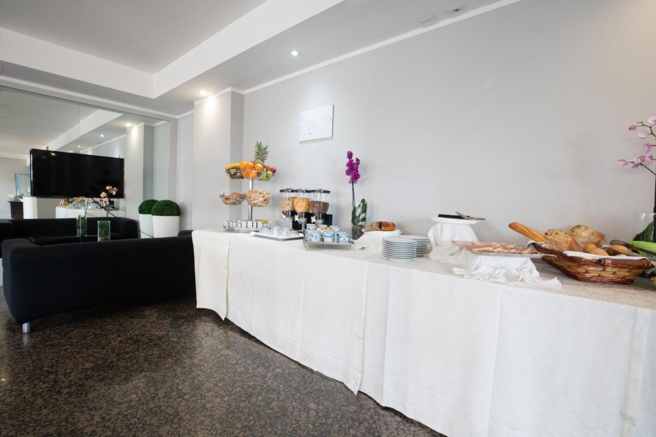 Hotel De Plam Olbia Eksteriør billede