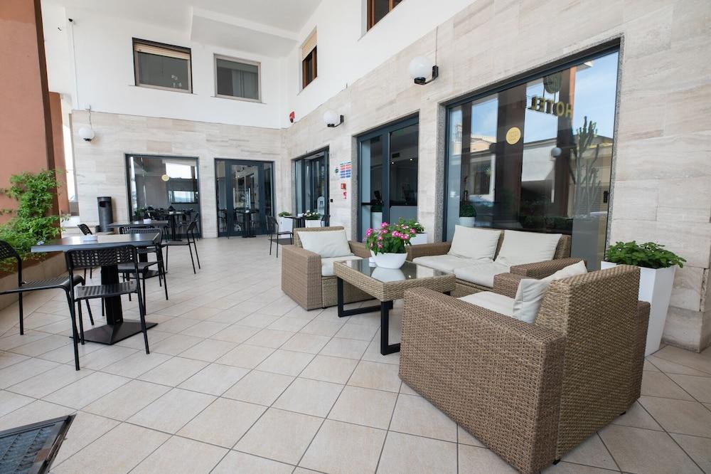 Hotel De Plam Olbia Eksteriør billede