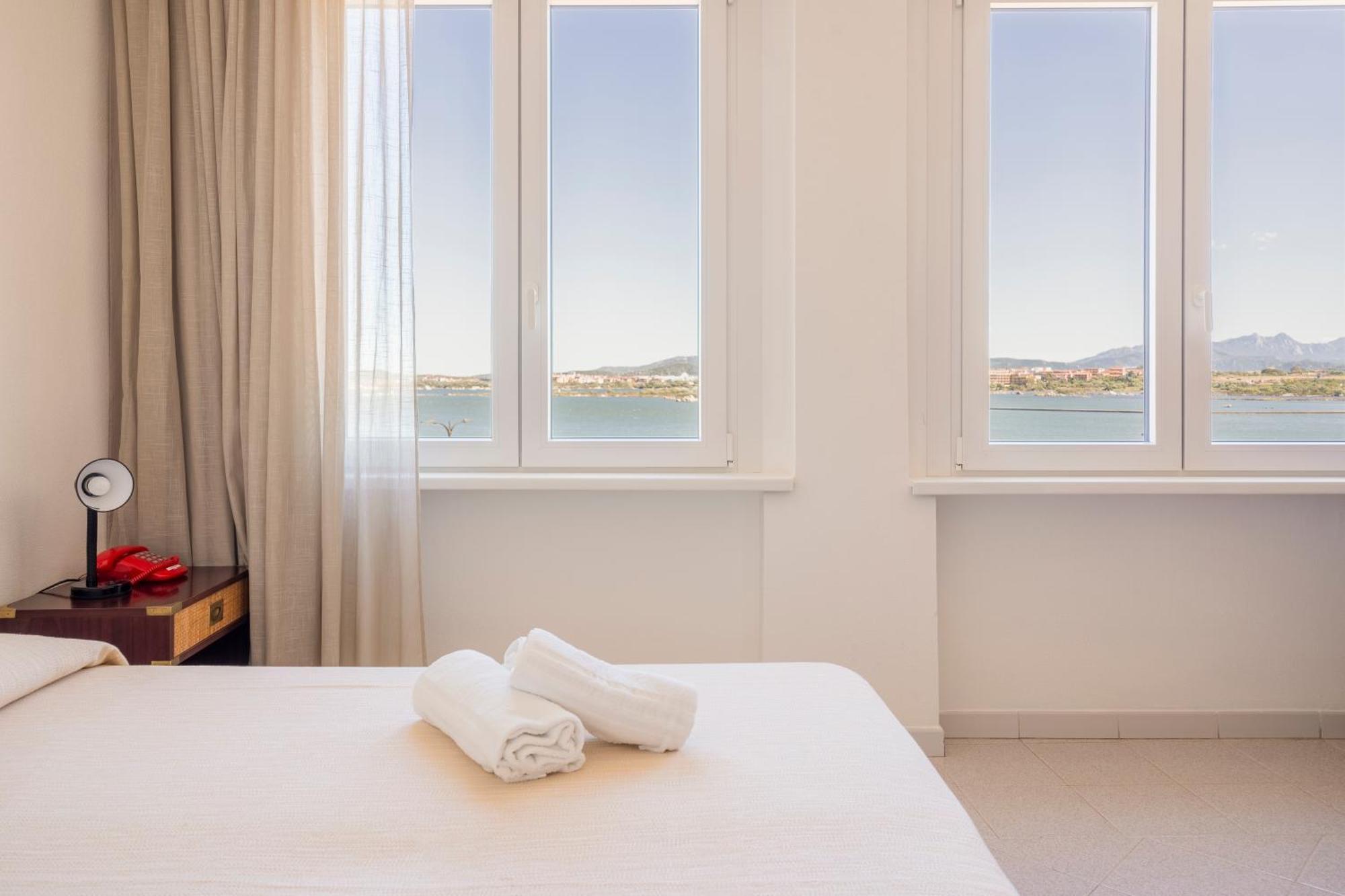 Hotel De Plam Olbia Eksteriør billede