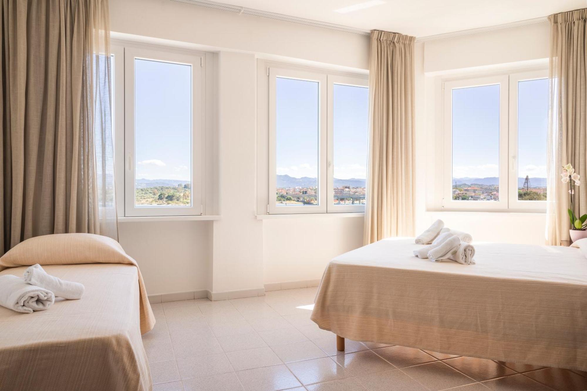 Hotel De Plam Olbia Eksteriør billede
